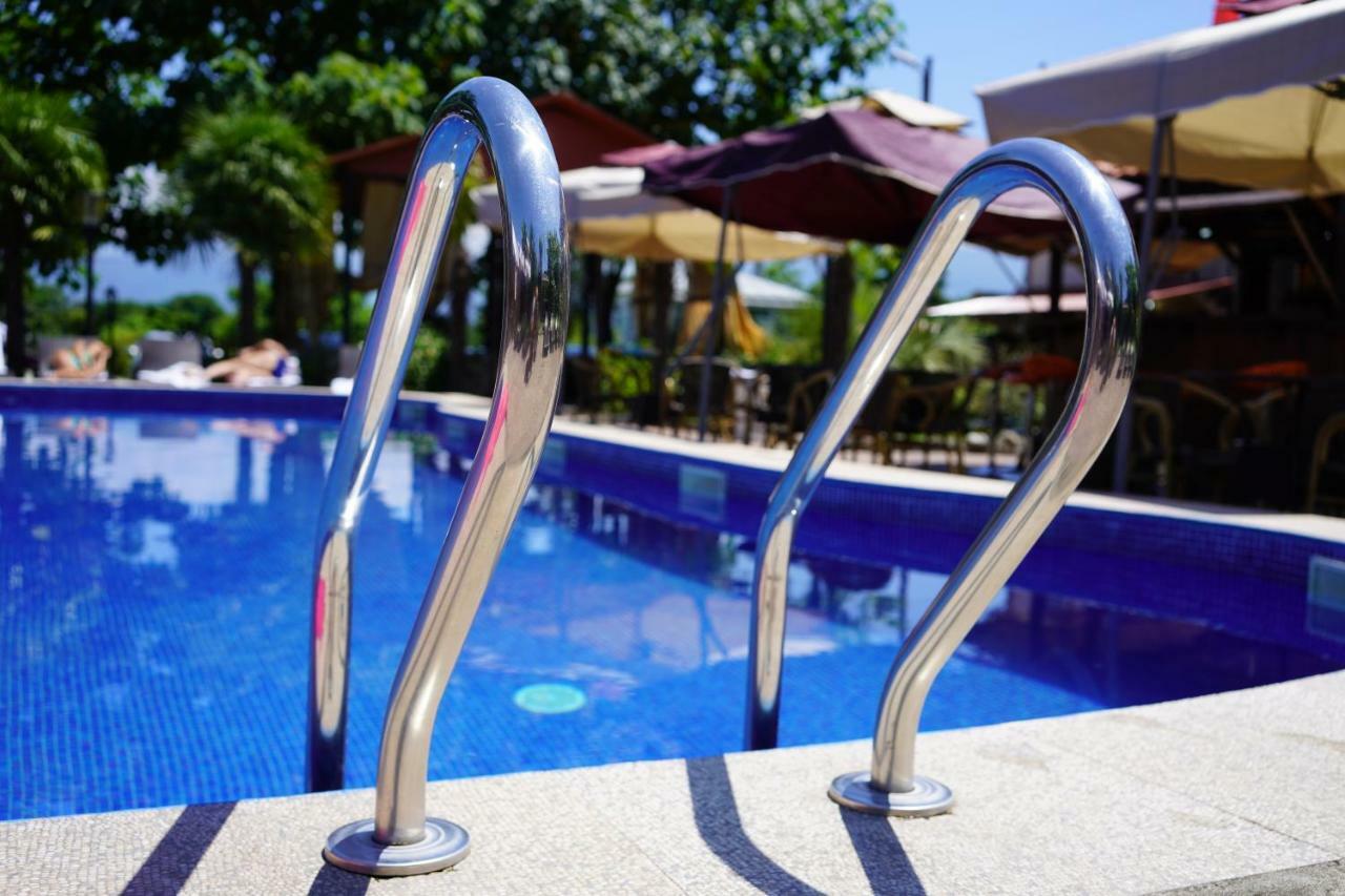 Ponto Hotel Kobuleti Eksteriør billede